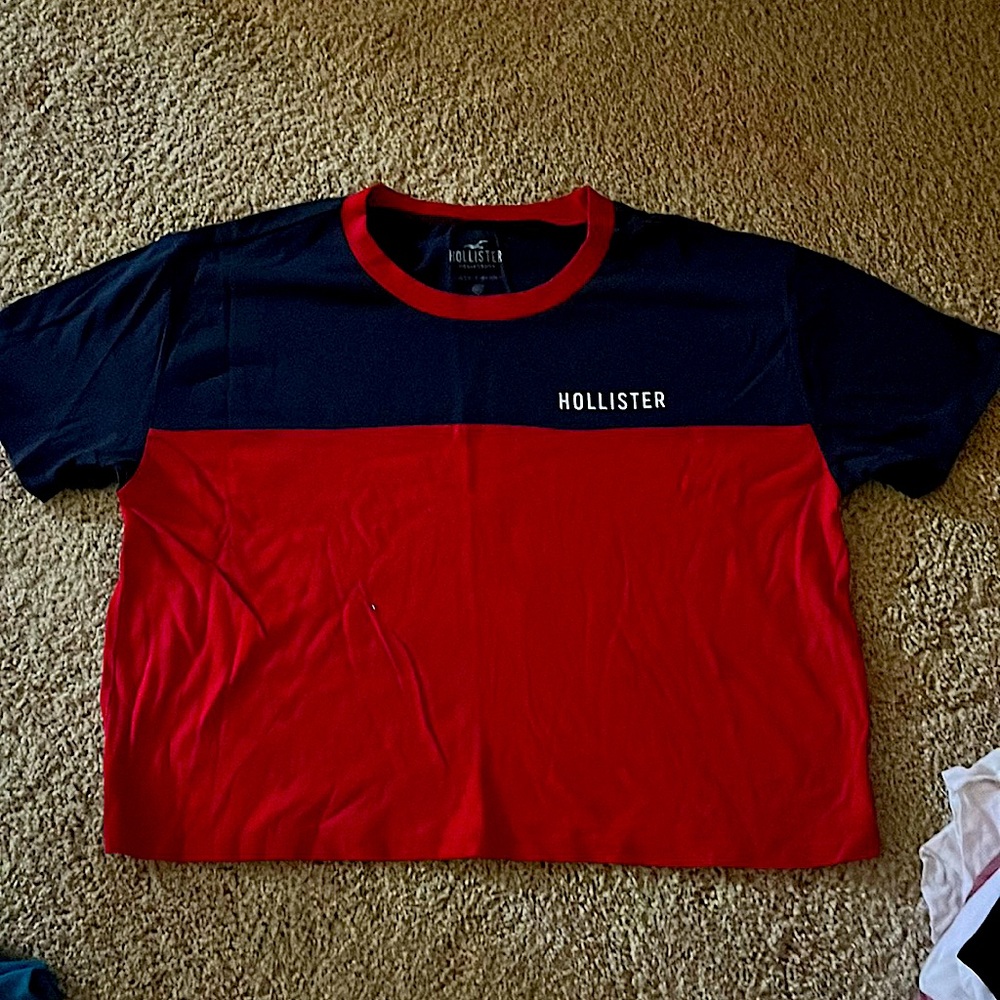 NWOT hollister crop top